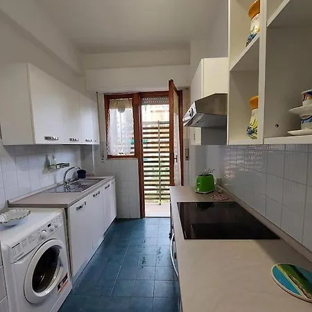 Casa Giuliana Tra Pineta E Mare * Viareggio